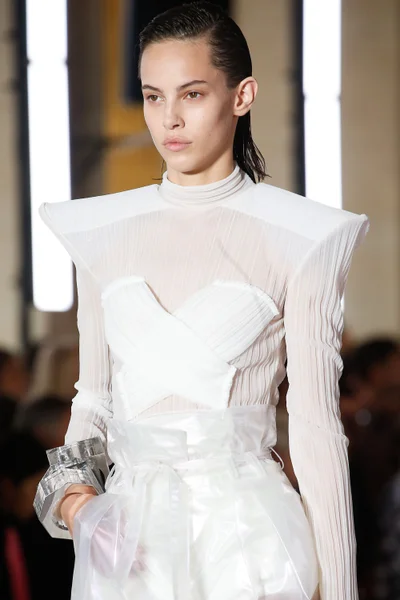 Look 20